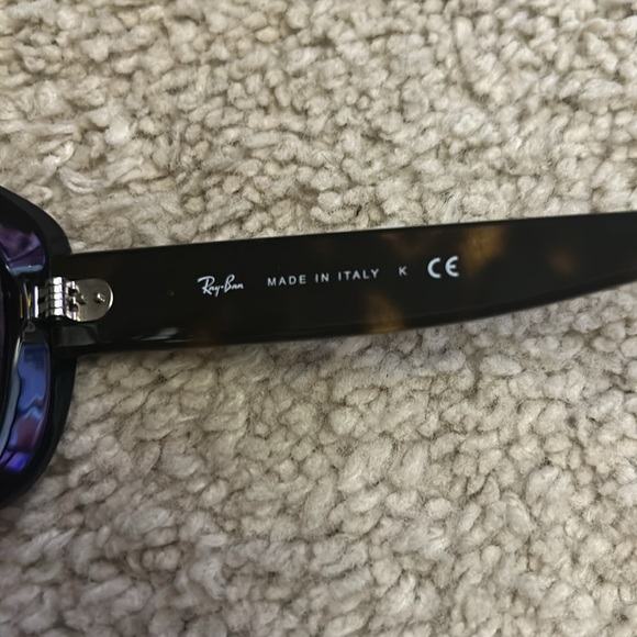 Authentic Ray-Ban JACKIE OHH RB4101
Women's Sunglasses - Light Havana - Picture 8 of 9